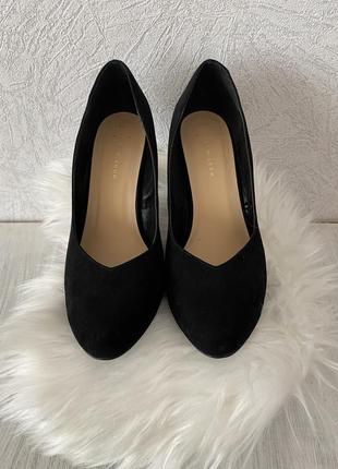 Туфлі жіночі