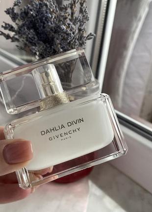 Givenchi dahlia divin, парфум