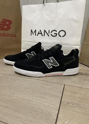 Кеди new balance