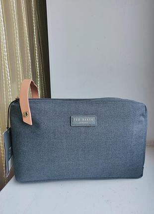 Нова текстильна косметичка ted baker