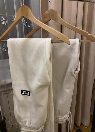 Спортивные штаны