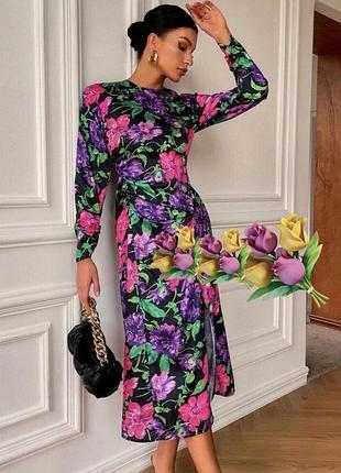 Сукня zara в квітковий принт.