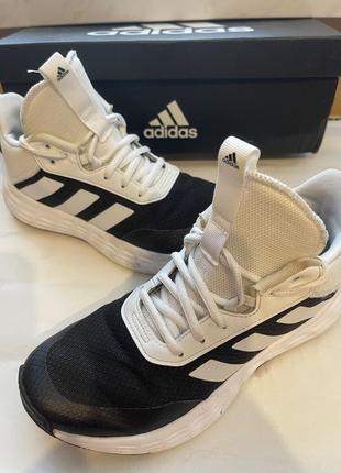 Кросівки adidas оригінал р.38(23,5)