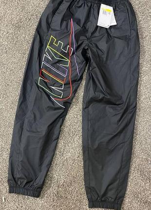 Новые и оригинальные! мужские нейлоновые брюки nike club woven pants самые весенние