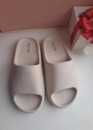 Шлепанцы 41р