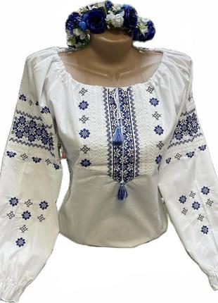 Блуза женская вышиванка белая с синей вышивкой6 фото