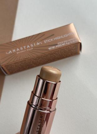 Кремовий хайлайтер anastasia beverly hills stick highlighter in bubbly1 фото