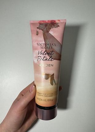 Лосьон victoria’s secret velvet petals golden