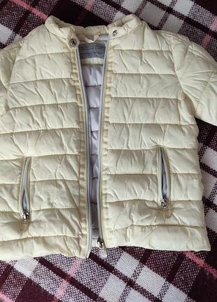 Весняна куртка zara