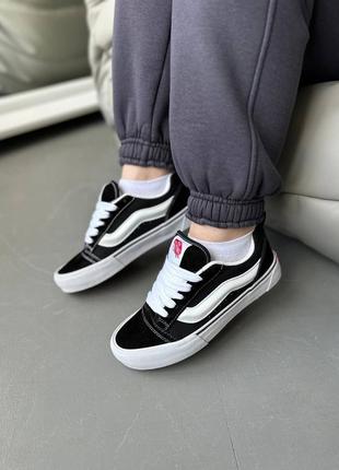 Vans knu skool black white