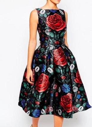 Нарядное пышное платье в розы с розами отрезное плотное вечернее колокольчик3 фото