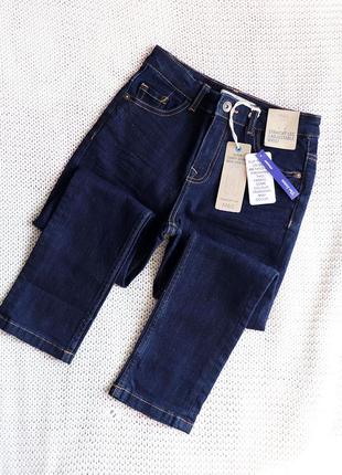 Нові дитячі джинси, бавовна, на 8-9 років2 фото