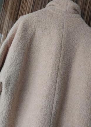 Шикарное светлое нюдовое натуральное буклированное шерстяное оверсайз пальто тедди барашек6 фото