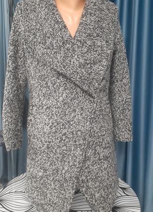 Пальто в мелко букле демо