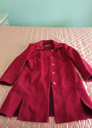 Демісезонне пальто