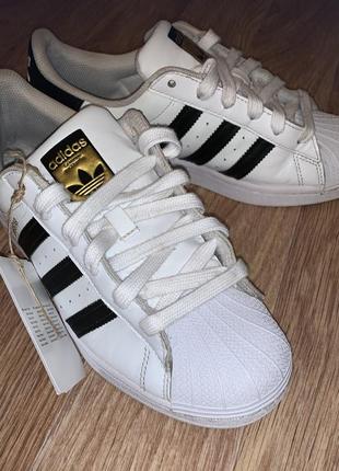 Adidas superstar, розмір uk 6 - як нові, унікальний стиль!