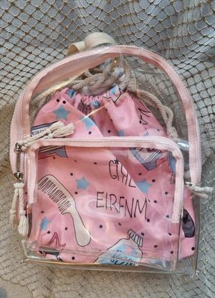 Рюкзак, ранець для дівчинки, ідеальний стан, прозорий, плотний матеріал (плівка). всередині сумочка на зав'язках, ручки і лямки з бавовни.1 фото