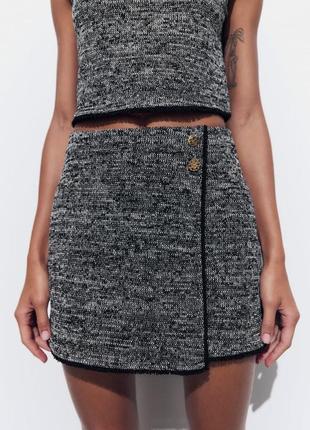 Коротка текстурована жакардова спідниця zara
