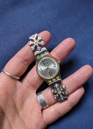 Часы наручные swatch с камешками2 фото