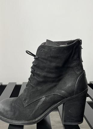 Жіночі черевики billi bi copenhagen оригінал чорні брендові неймовірні ботильйони на підборах 39 розмір нубук.