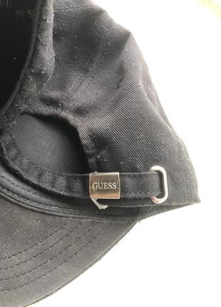 Кепка guess