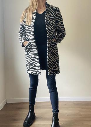 Пальто missguided  s зебра
