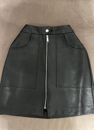 Кожаная юбка stradivarius2 фото