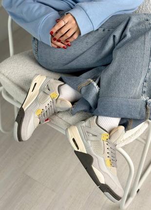 Air jordan 4 retro “photon dust”