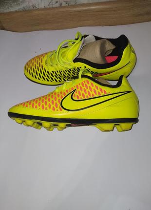 Продаются детские футбольные бутсы nike magista2 фото