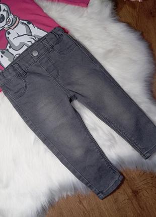 Набір лонгслів та сірі джинси на 12-24 міс4 фото