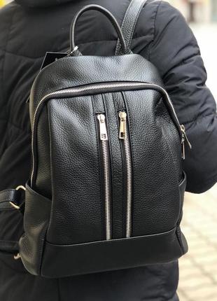 Італійський шкіряний рюкзак чорний жіночий