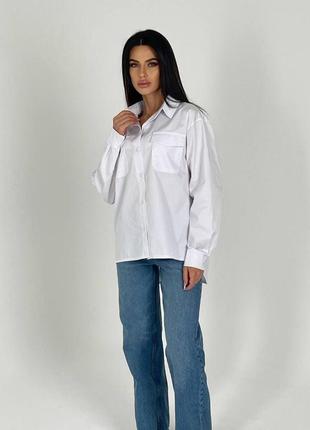 Рубашка женская белая однотонная базовая на пуговицах с карманами с разрезом качественная стильная6 фото