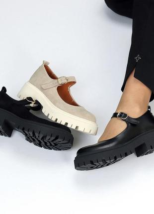 Шикарные замшевые бежевые туфли на шлейке натуральная замша на тракторной подошве10 фото