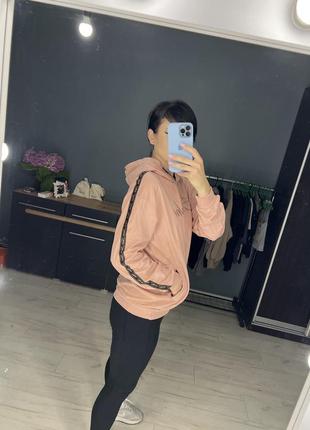 Кофта худи очень классная фирменная