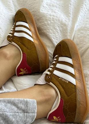 Кроссовки adidas gazelle × gucci caramel6 фото