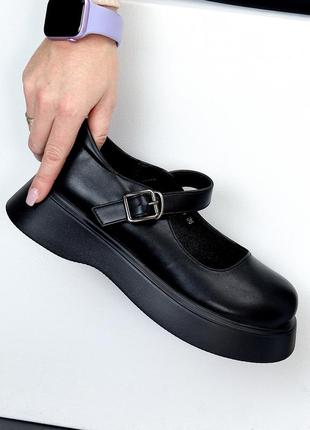 Модельные черные туфли на шлейке низкий ход круглый носок современный дизайн5 фото
