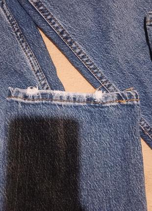 Темно-синие джинсы ровного кроя6 фото