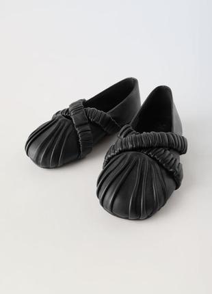 Черные кожаные балетки на девочку zara new2 фото