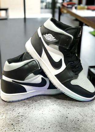 Nike jordan 1 mid 2