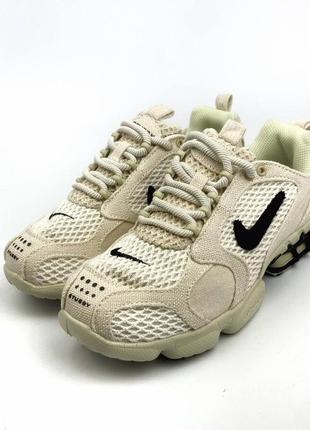 It might that Nike is really pulling at the inspiration strings for these upcoming fossil