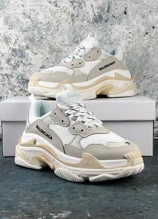 Жіночі кросівки balenciaga triple s4 фото