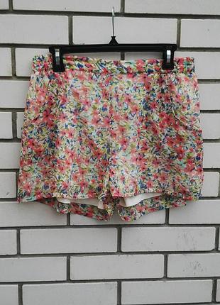 Легкі,повітряні шорти на підкладці,квітковий принт, vila