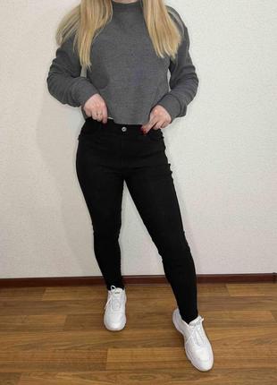 Чёрные женские джинсы3 фото