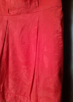 Гарне плаття в червоному кольорі5 фото