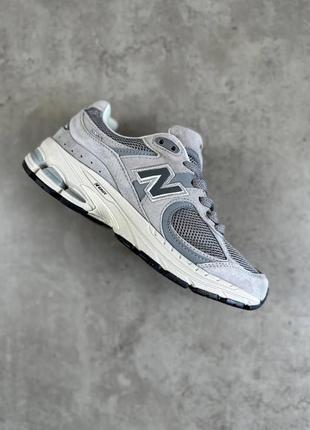 Женские кроссовки new balance 2002r