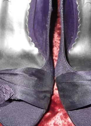 Фиолетовые туфельки