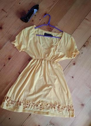 Желтое милое маечка или платье на невысокую барышню