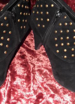 Черные ботиночки