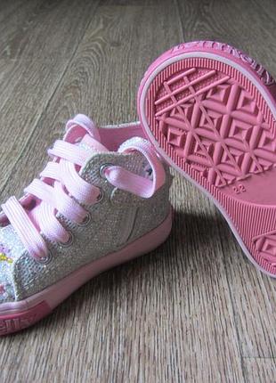 Кеди. кросівки. 5