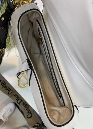 Кожаная сумка через плечо кроссбоди белая чёрная dior8 фото